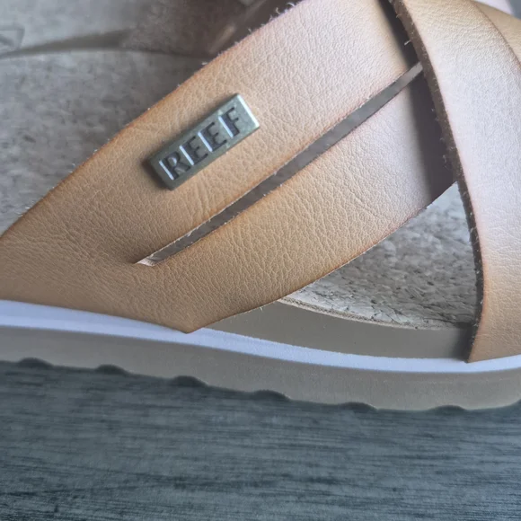 Tan REEF Women's Sandals Neutral Classic Timeless Casual Slip Ons - Picture 8 of 10